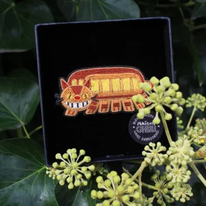 Maison Ghibli Embroidered Jewel Brooch Catbus - My Neighbor Totoro | Pins