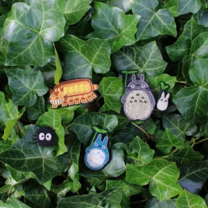Maison Ghibli Embroidered Jewel Brooch Catbus - My Neighbor Totoro | Pins