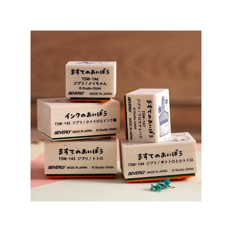 middle__small_totoro_wood_stamp__my_neighbor_totoro_4.webp Maison Ghibli Middle & Small Totoro Wood stamp - My Neighbor Totoro | Small Equipment