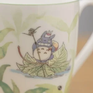 Maison Ghibli Mug Totoro on a leaf - My Neighbor Totoro | Kitchenware