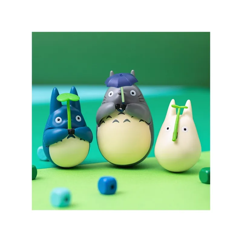 Maison Ghibli Round Bottomed Figurine Middle Totoro with leaf - My Neighbor Totoro | Toys