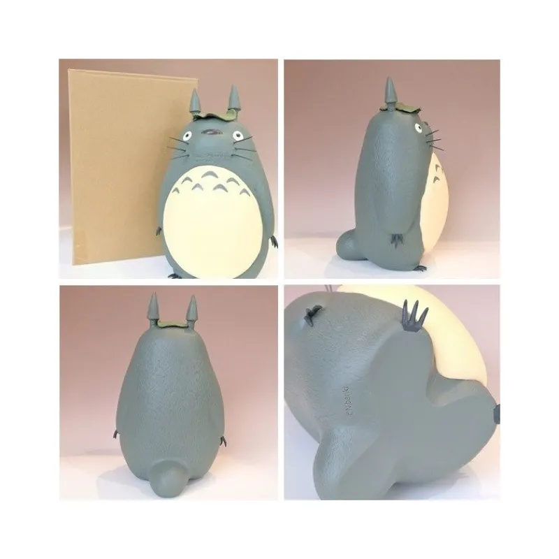 tirelire_xxl_totoro__my_neighbor_totoro_3.webp Maison Ghibli Tirelire XXL Totoro - MY NEIGHBOR TOTORO | Coins Banks
