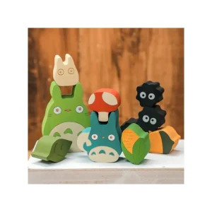Maison Ghibli Wood Figurine Totoro with Soot Sprites - My Neighbor Totoro | Toys